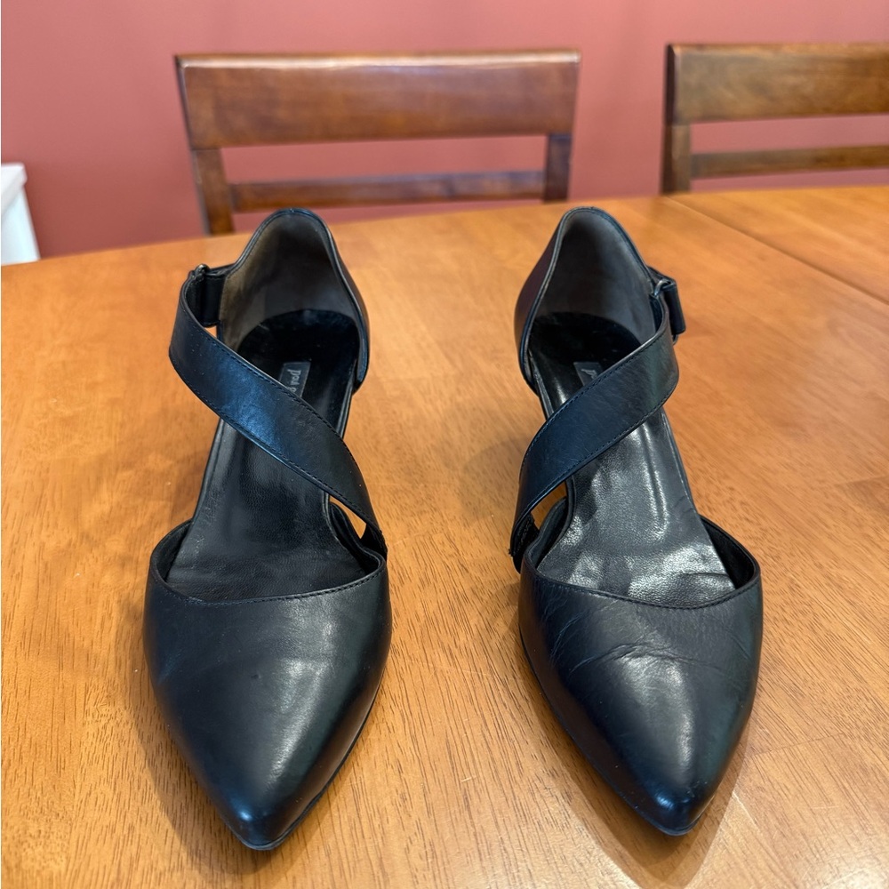Paul Green Black leather strappy Women's Shoes. US size 9